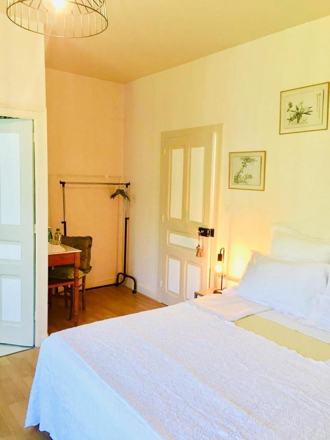 La Maison D'Hera Saint-Yrieix-la-Perche Zewnętrze zdjęcie